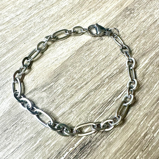 SS Oval Chain Bracelet | Stainless Steel Collection by Bella Adornia