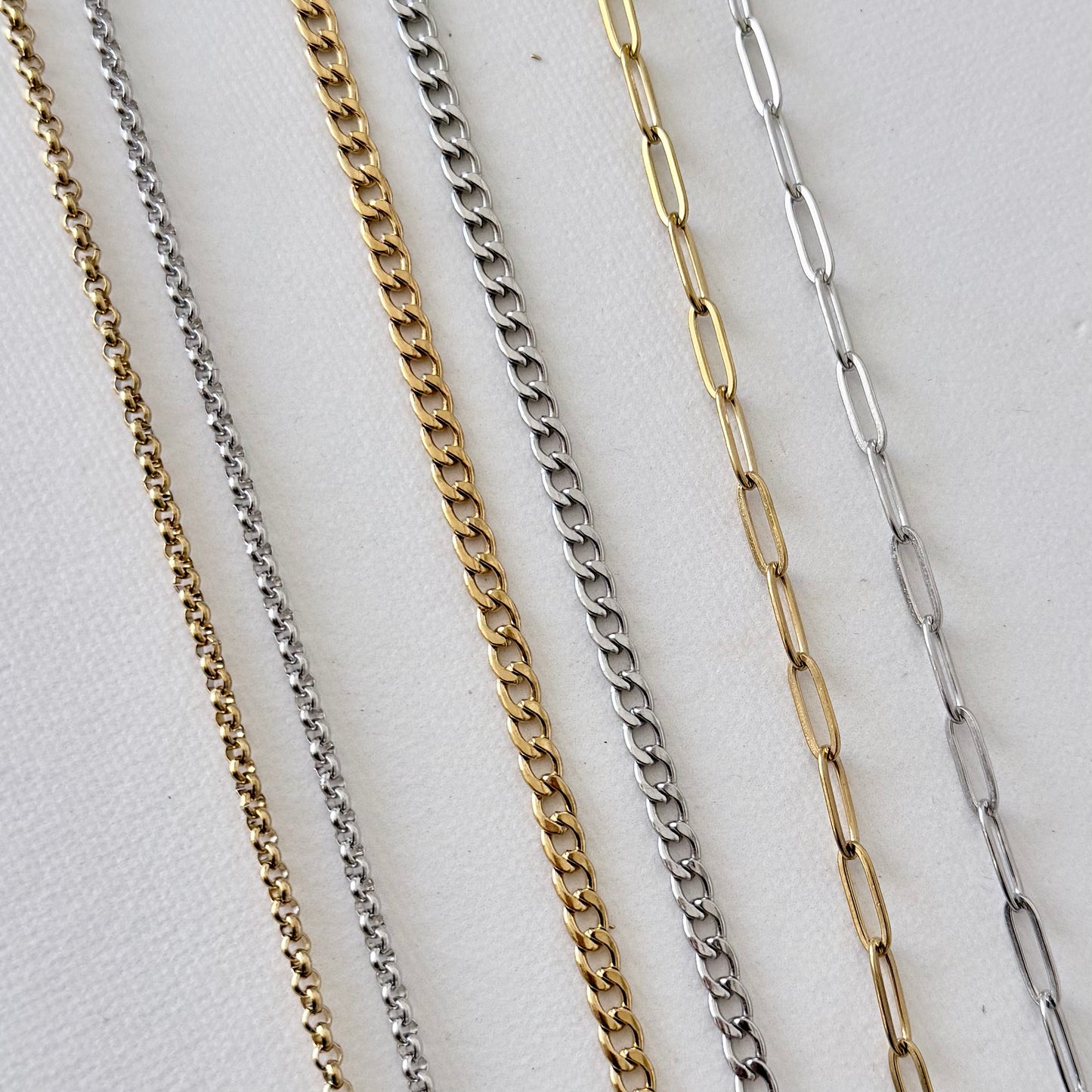 Magnetic Heart Necklace | Stainless Steel Collection