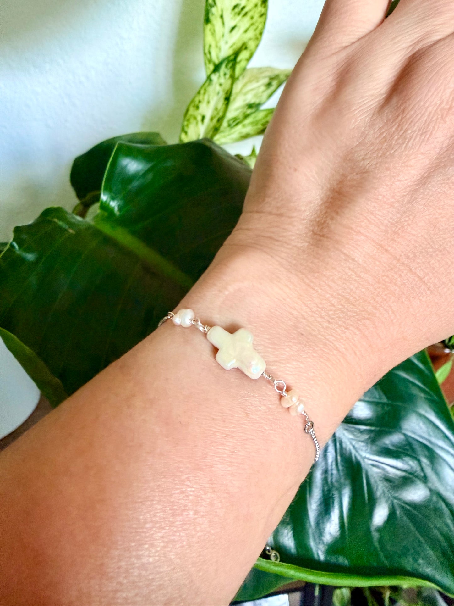 Cross Freshwater Pearl Bracelet | Stainless Steel Collection