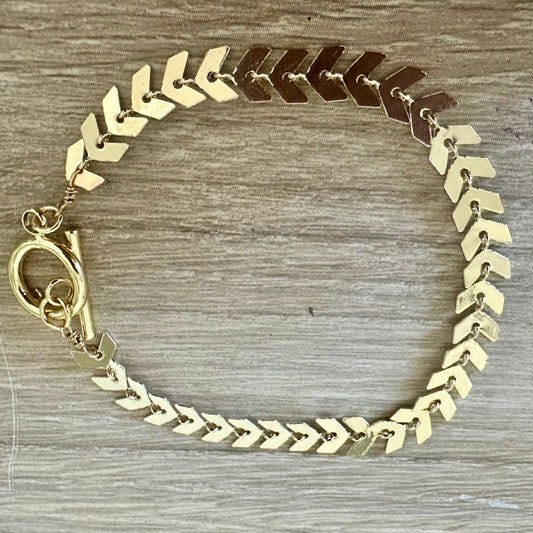 Chevron Chain Bracelet | Gold Filled Collection by Bella Adornia