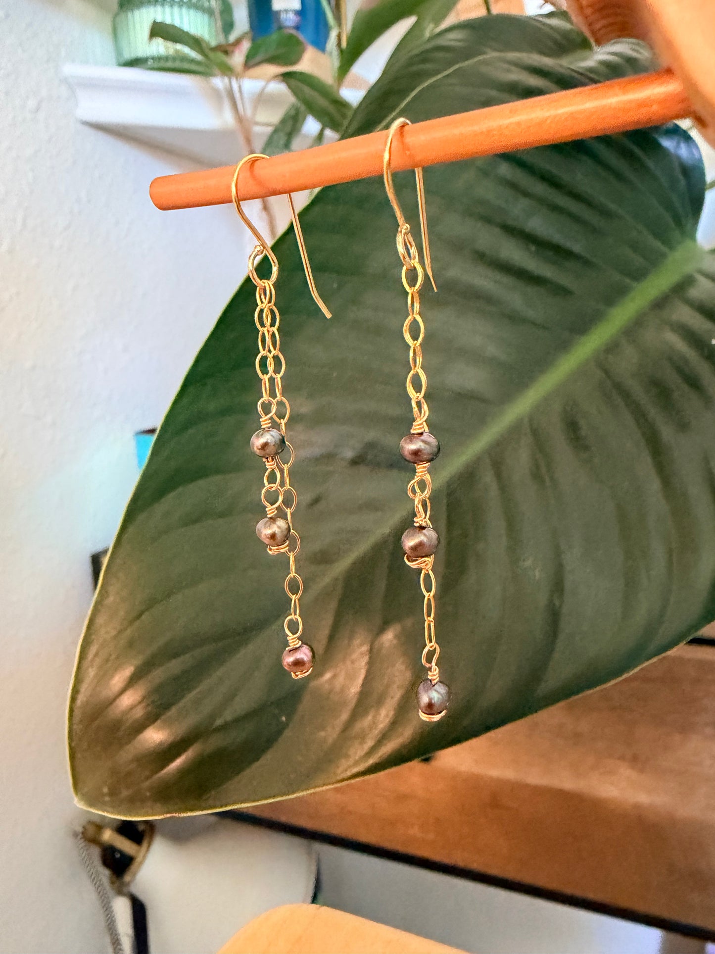 Midnight Hour Pearl Earrings